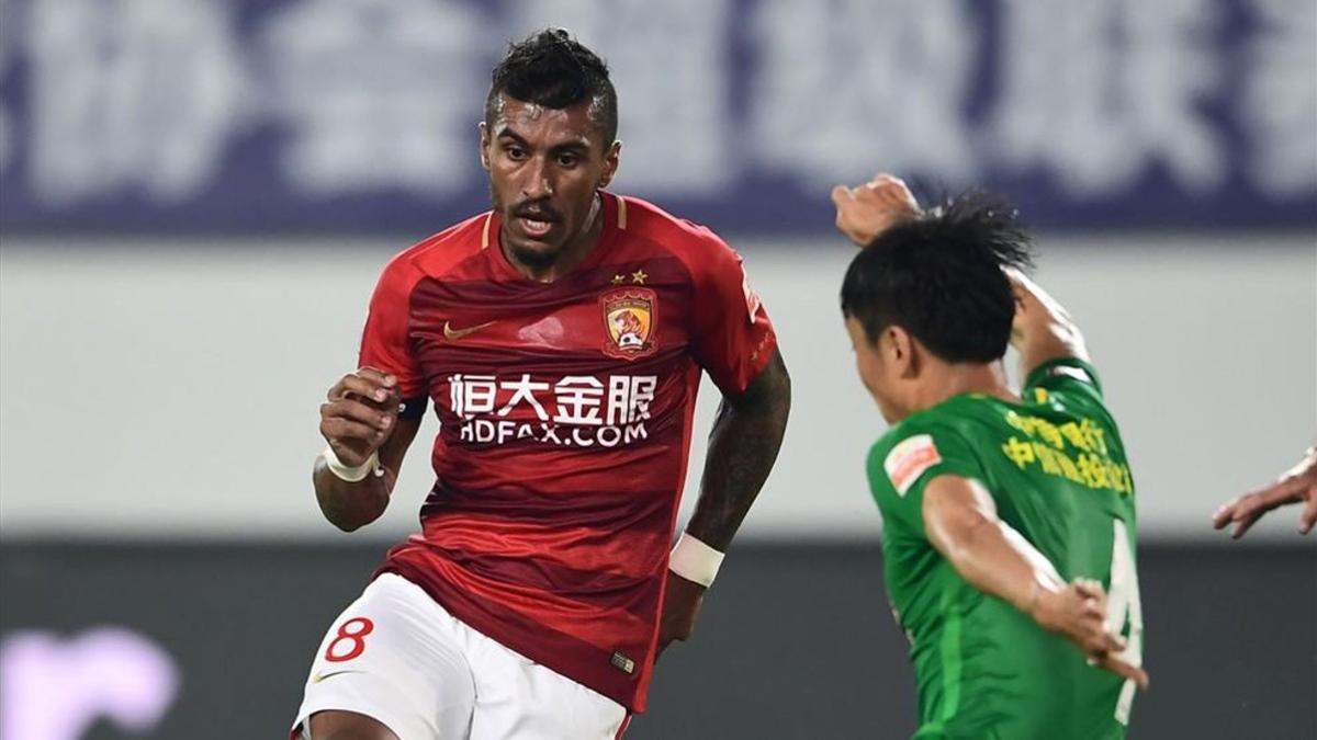 Paulinho ha redebutado con goleada con el Guangzhou