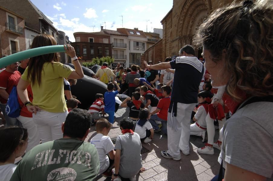 Los toros hinchables llenaron las calles