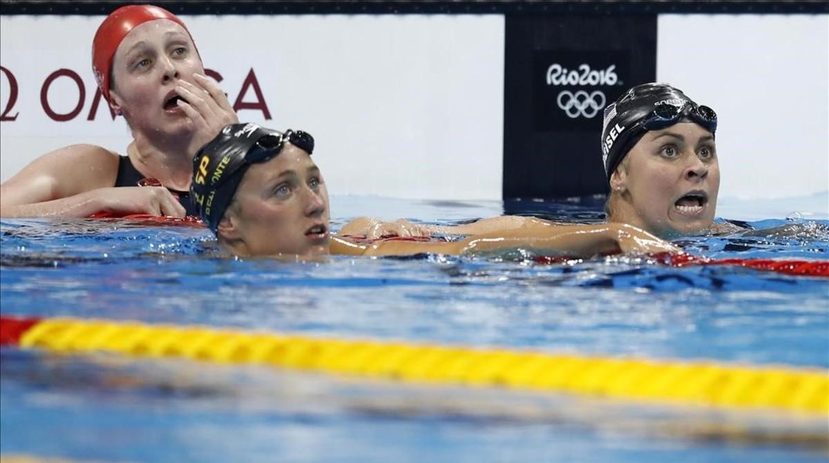 lmendiola34969950 spain s mireia belmonte garcia  c  and usa s elizabeth beise160807054256