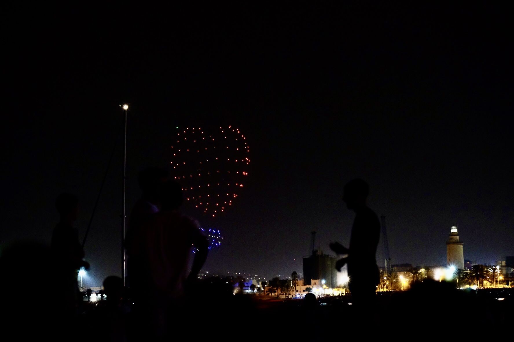 Los fuegos artificiales dan la bienvenida a la Feria de Málaga 2022