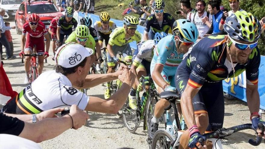 Valverde ejerce de patrón del Giro