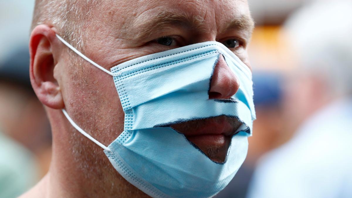 Manifestante antivacunas en Berlín.