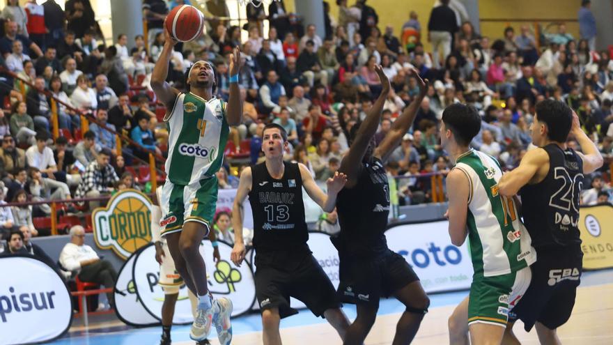 El Coto Córdoba Baloncesto - Academy of Badajoz, en imágenes