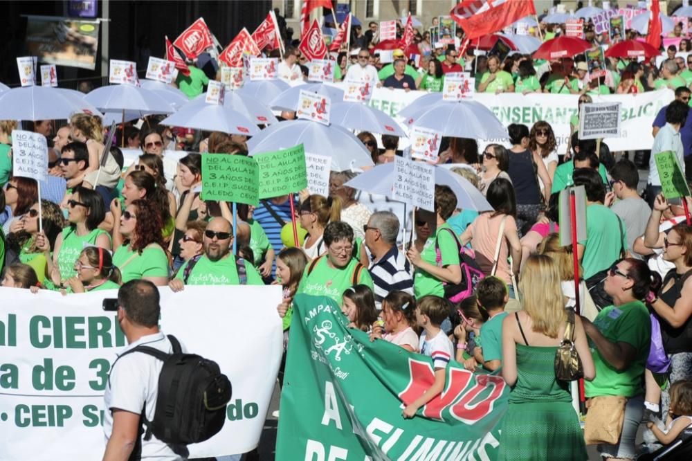 La protesta de educación en Murcia, en imágenes