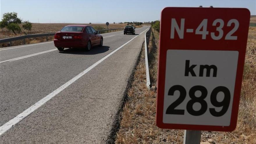 El PSOE pide iniciar los procesos para que la N-432 sea autovía