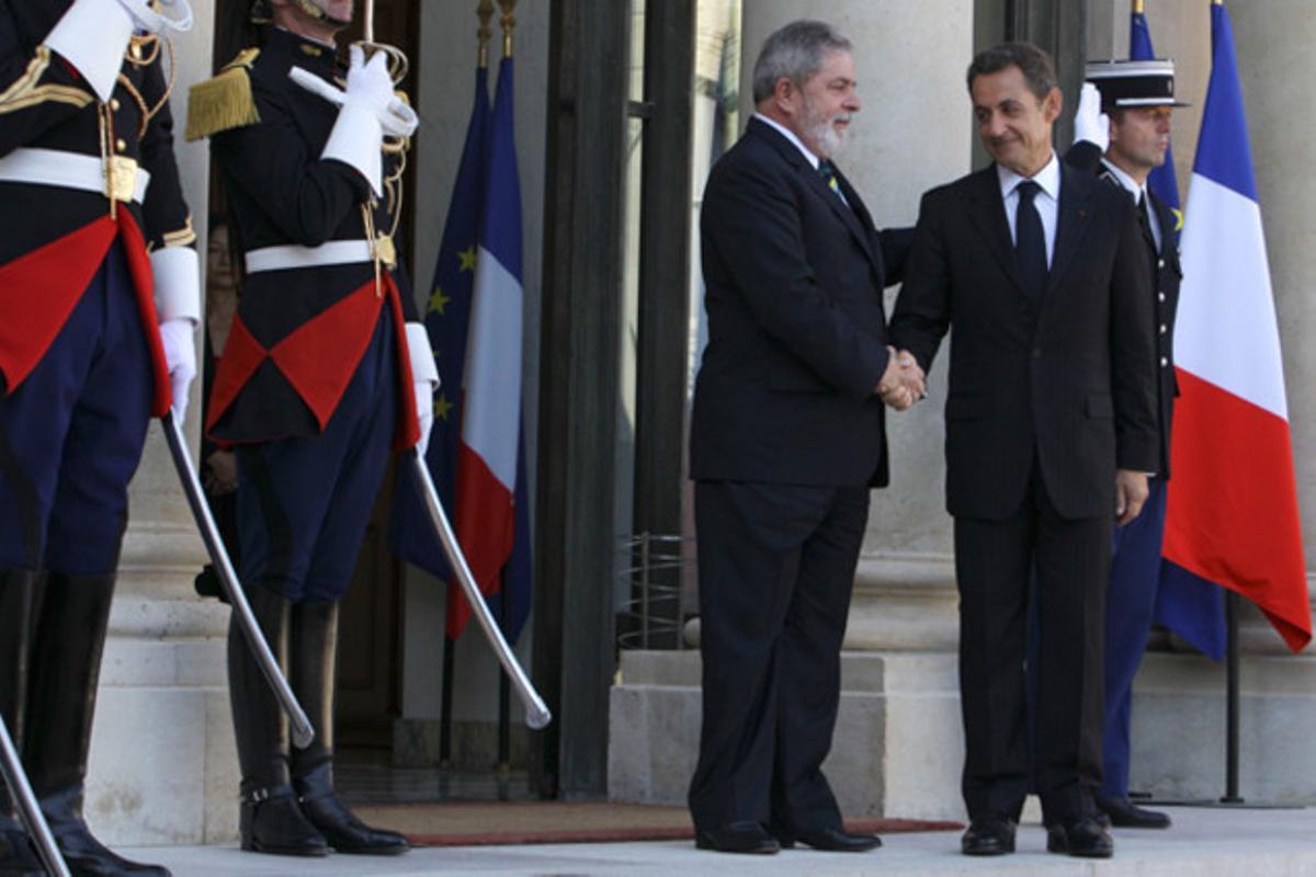 El president francès, Nicolas Sarkozy, rep l’expresident brasiler Luis Ignácio Lula da Silva al palau de Elisi.
