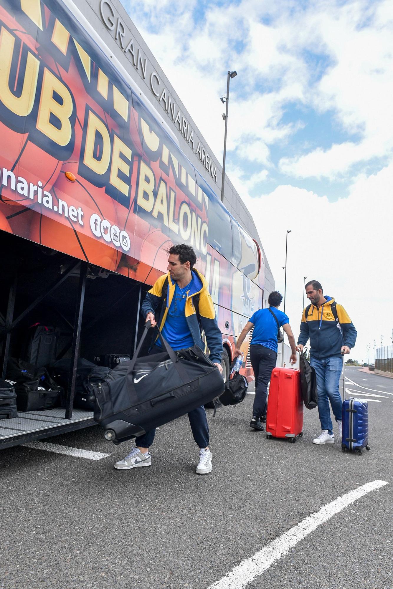 Los jugadores del CB Gran Canaria ponen rumbo a la Copa del Rey