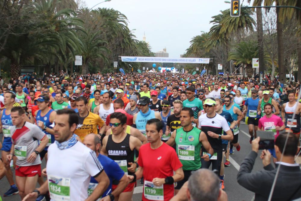 Búscate en la XXIX Media Maratón de Málaga