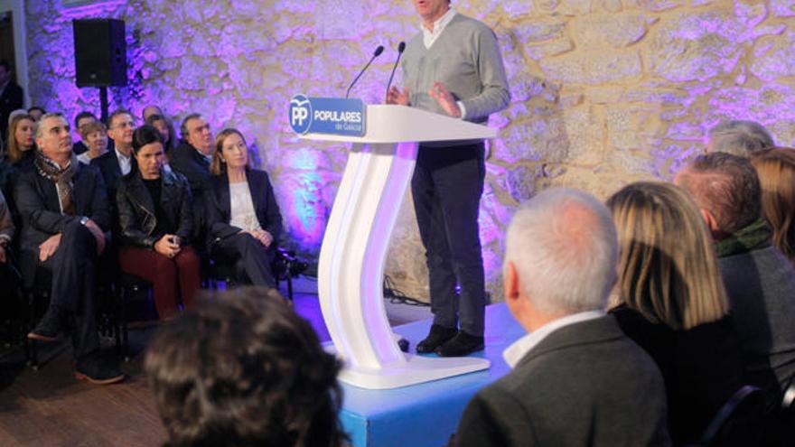 Feijóo, en la presentación de candidaturas del PP, esta mañana en Santiago. // Xoán Álvarez