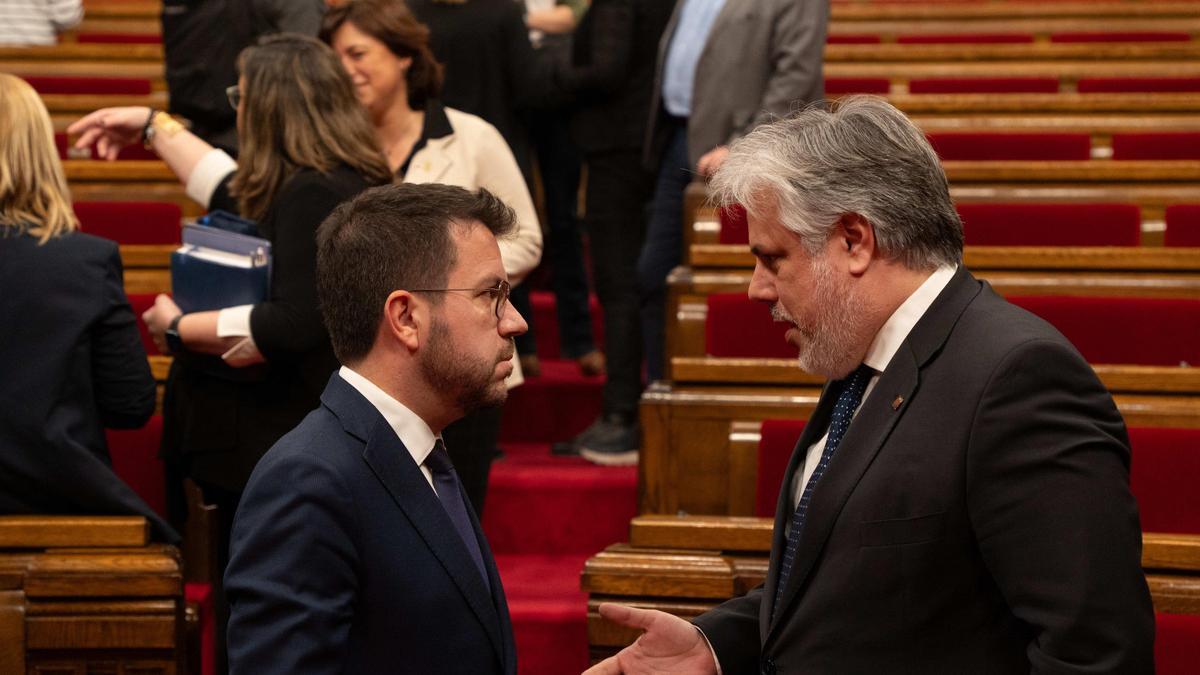 Aragonès y Batet este miércoles en el Parlament.