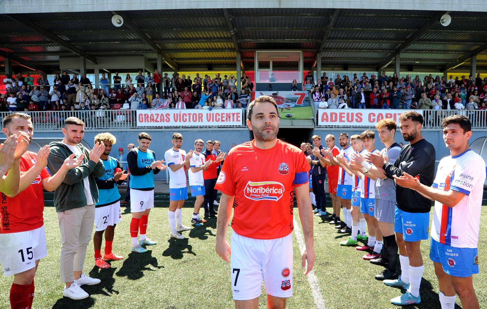 El 'one man club' gallego: Vicente cuelga las botas tras 19 temporadas en el Estradense