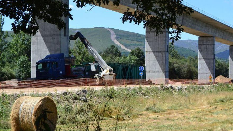 Obras del AVE en Pedralba de la Pradería