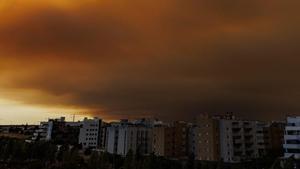 El foc de Huelva "està fora de la capacitat d’extinció"
