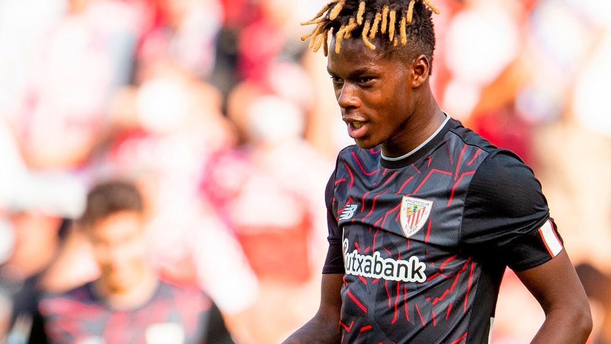 Nico Williams disputando un encuentro con el Athletic Club