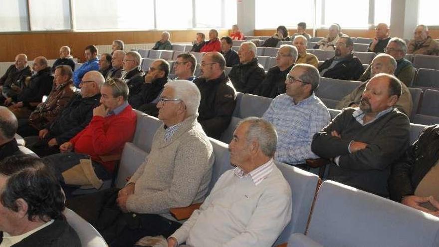 Asamblea de Séptima Lista en Cangas. // Santos Álvarez