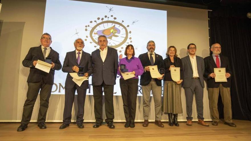 Los galardonados por el Fomento de Turismo ayer, con Bartomeu Servera y el conseller Negueruela.