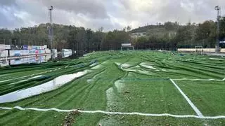 El temporal destroza el campo de fútbol de Ponte Caldelas y corta el Camino de Santiago en O Burgo