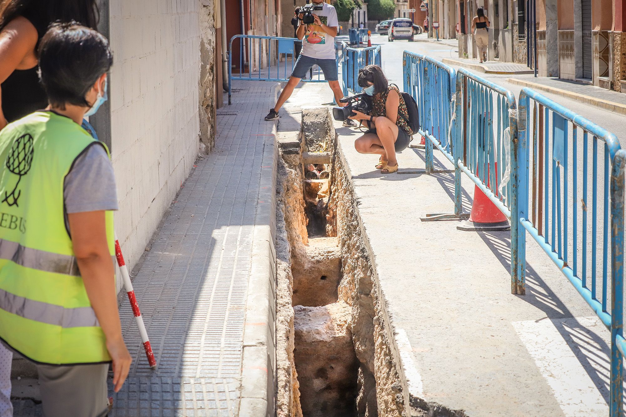 Hallan nuevos restos de las murallas y viviendas medievales en el casco urbano de Orihuela