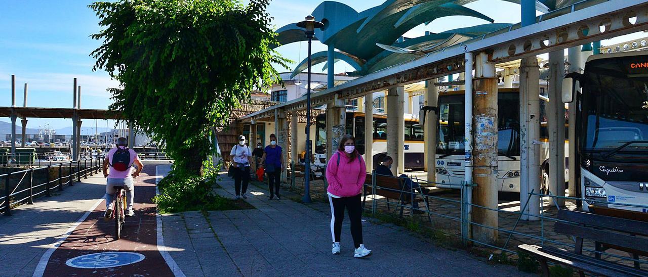 Parte trasera de la estación de autobuses de Cangas.   | // GONZALO NÚÑEZ