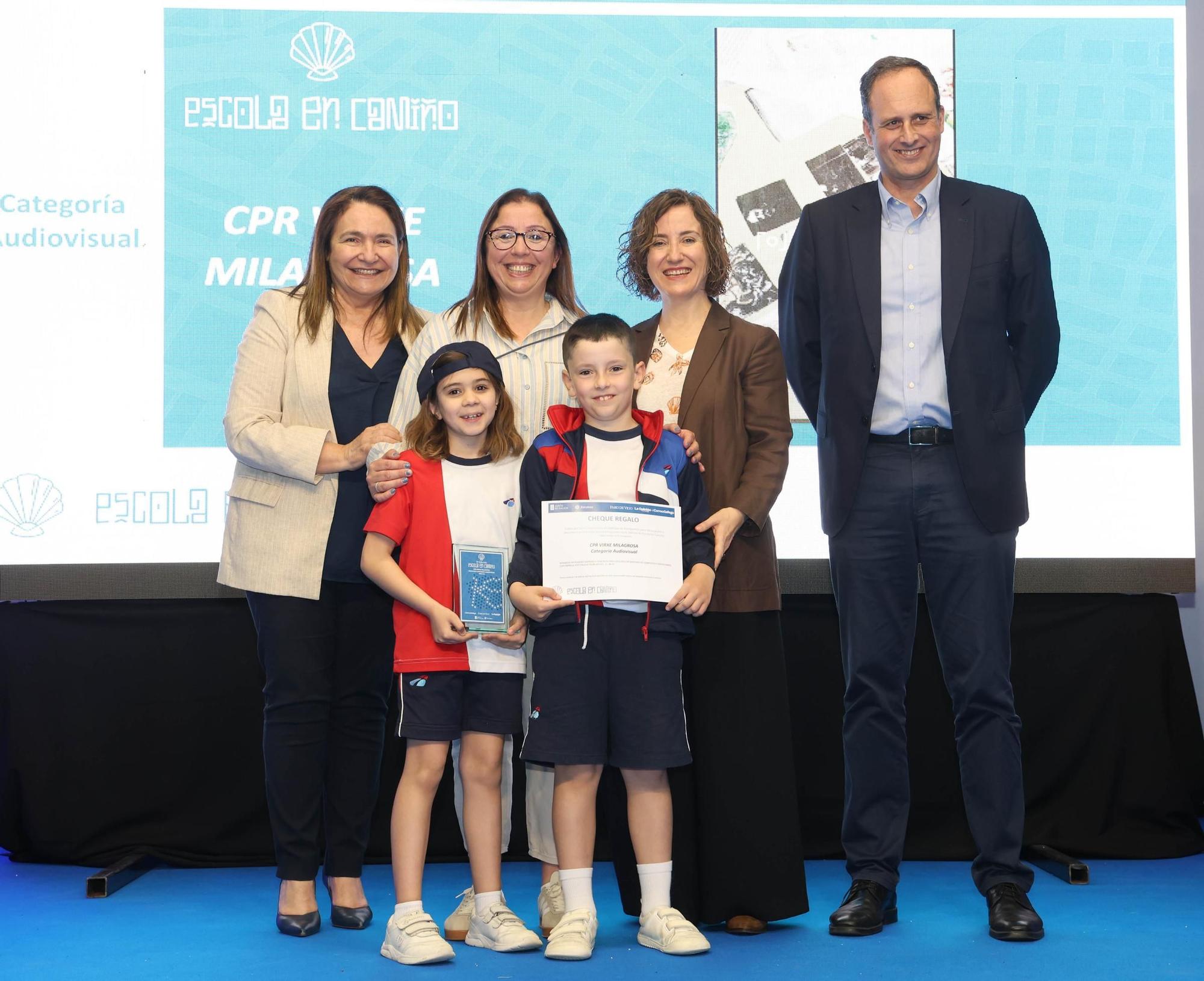 O alumnado do C.P.R Virxe Milagrosa recolleu un dos catros premios repartidos na categoría audiovisual.