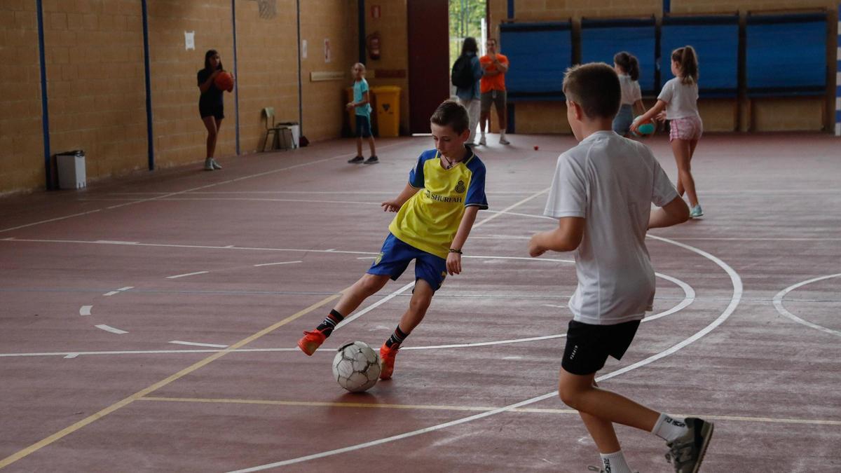 Participantes en la escuela de verano de Corvera, en una imagen de archivo.