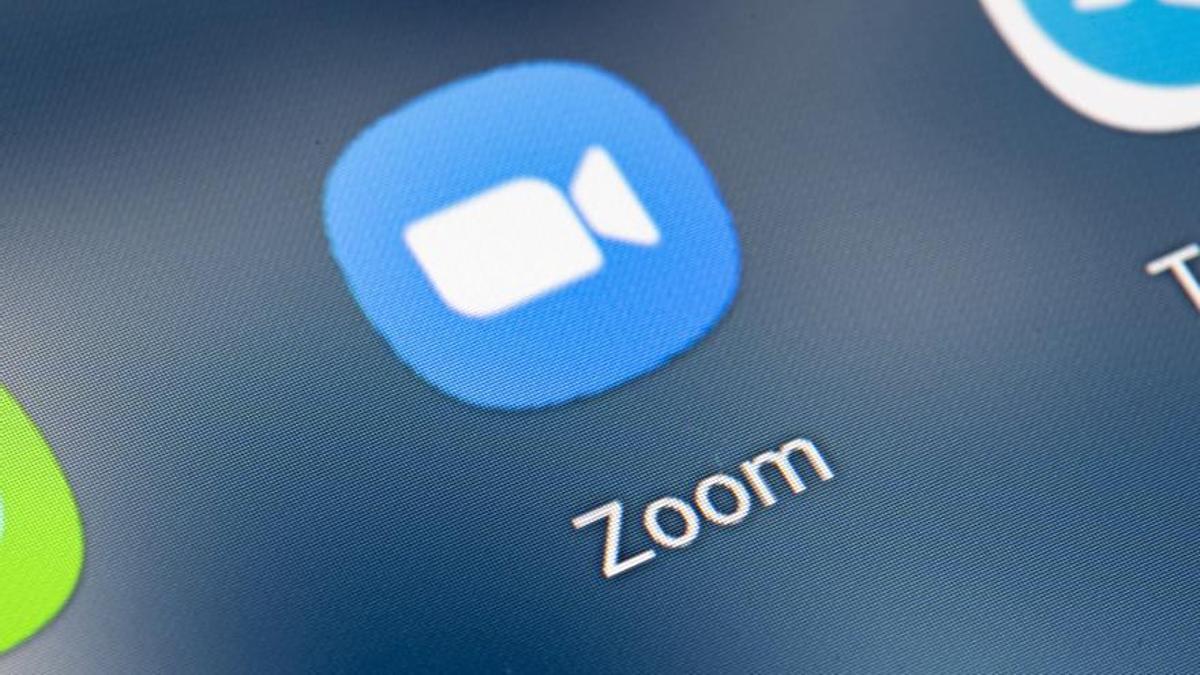 Zoom despedirá a 1.300 empleados, el 15% de su plantilla