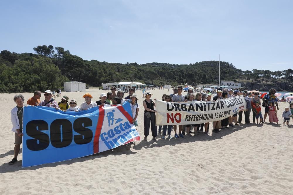 SOS Costa Brava i Salvem la Pineda d''en Gori han organitzat avui una concentració