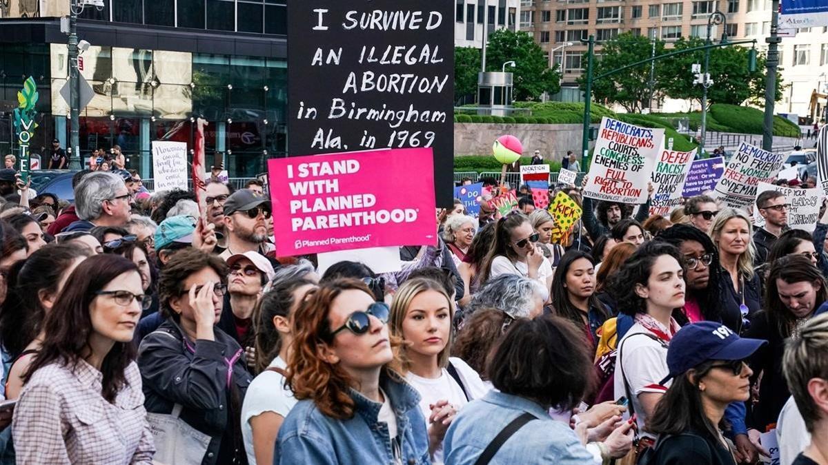zentauroepp48370076 file photo  abortion rights campaigners attend a rally again190529102838
