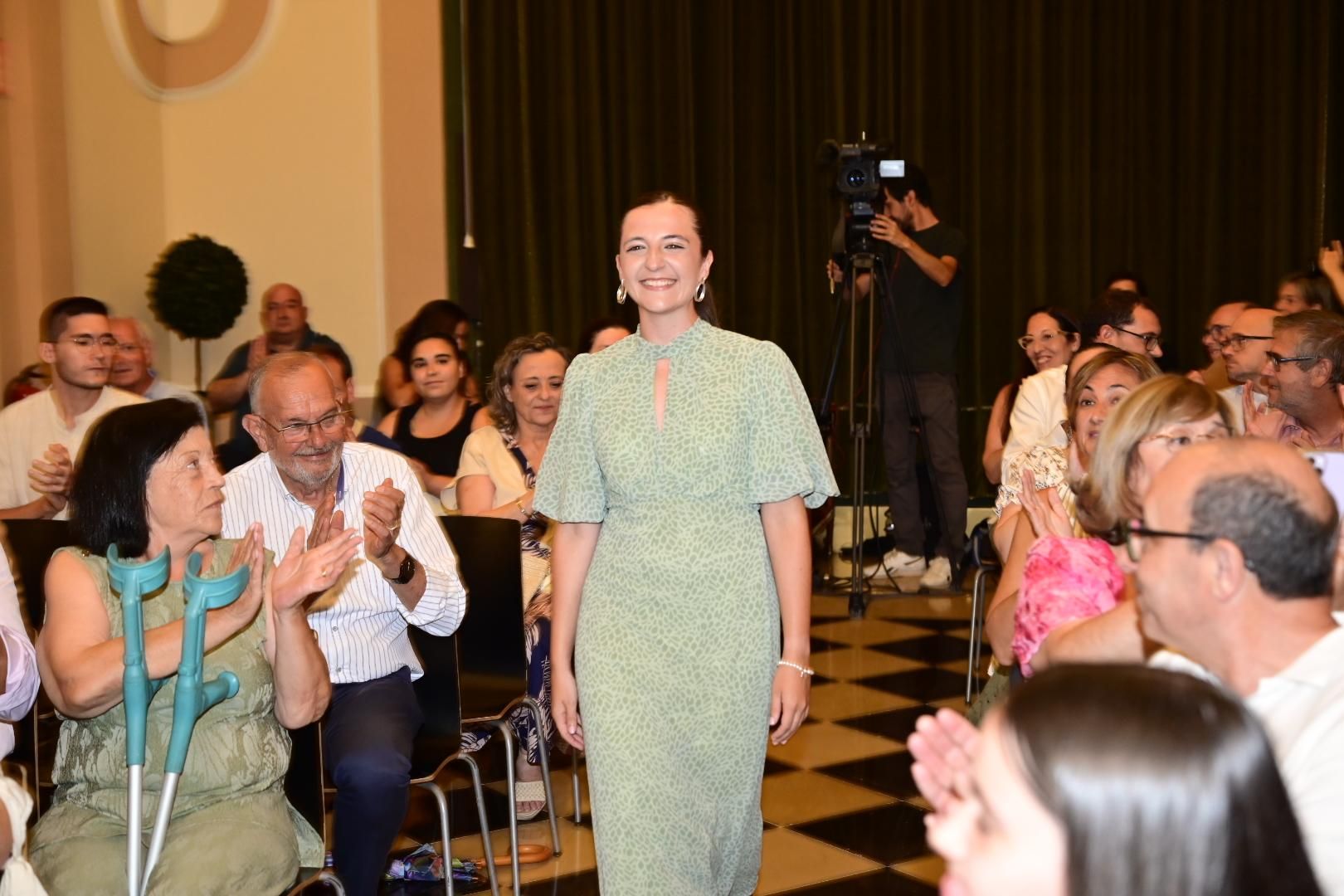 Galería de fotos: Clara Sanz Sobrino y Ana Colón Sastriques, reina y reina infantil de las fiestas de Castelló 2026