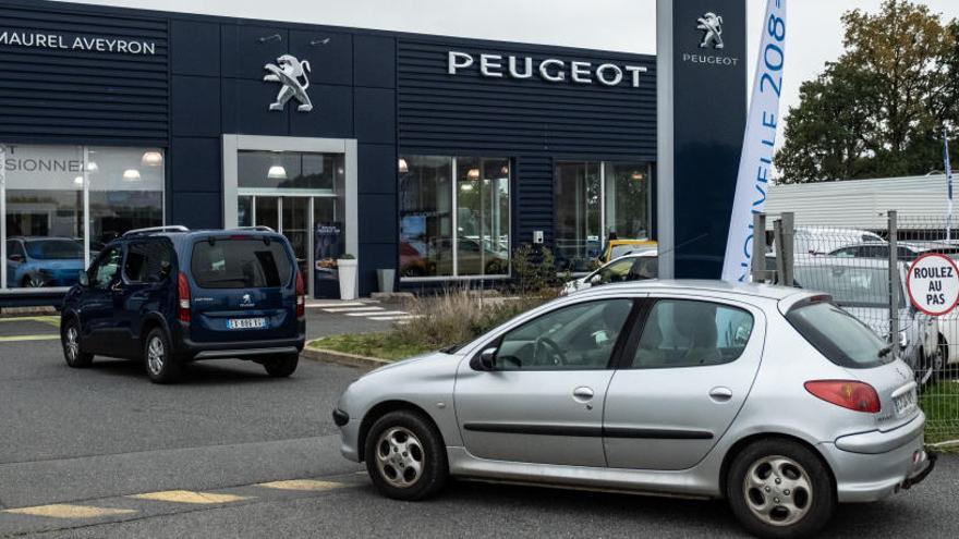 Un concesionario de Peugeot.