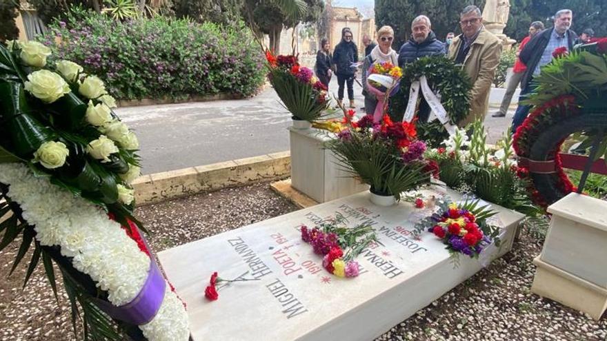 Alacant recorda Miguel Hernández 80 anys després de la seua mort