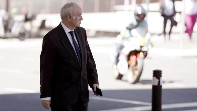El jutge Juan Carlos Peinado als voltants dels jutjats de plaça Castilla.