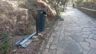 Subida turística a Gibralfaro: el Bello Durmiente abre un ojo