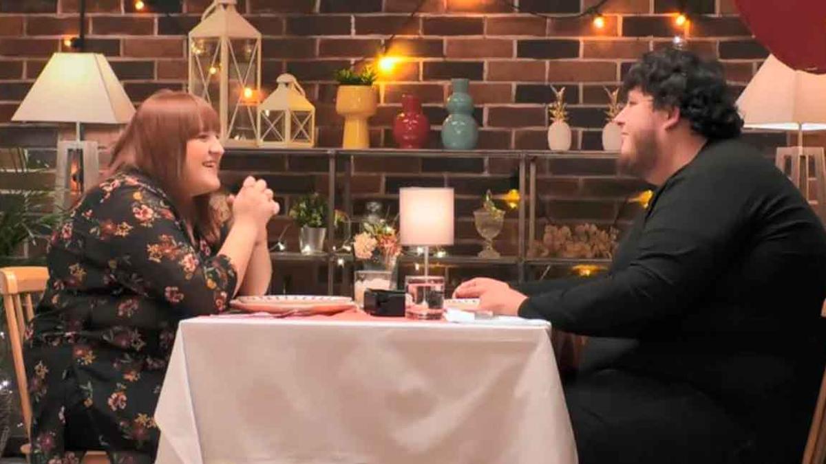 Kike y Laura, durante su cena en el el restaurante de First Dates.