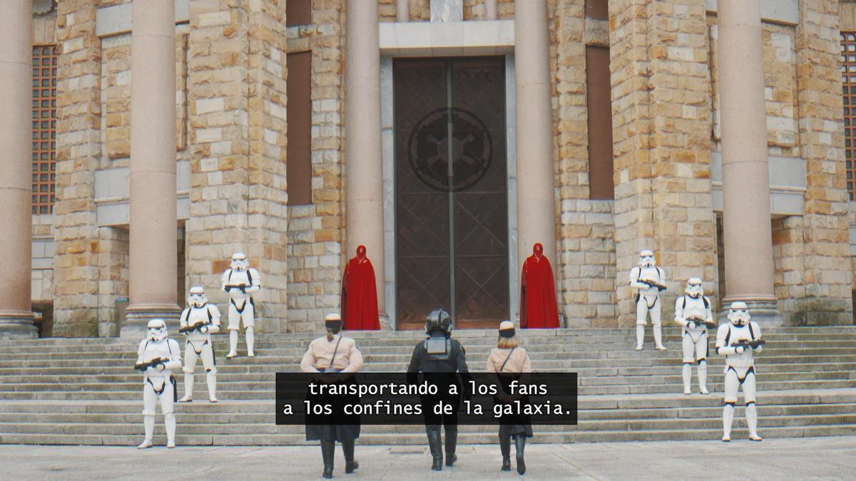 El ejército imperial de Star Wars invade Gijón (vídeo)