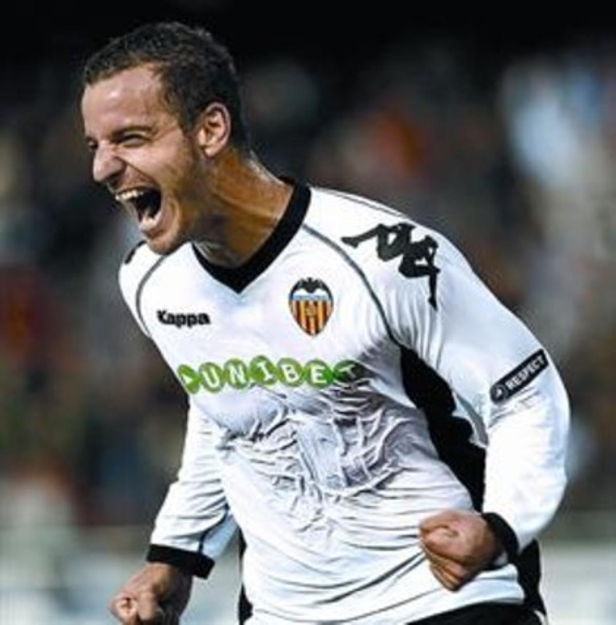 Soldado celebra el primer dels dos gols que va marcar. Soldado celebra el primer dels dos gols que va marcar.