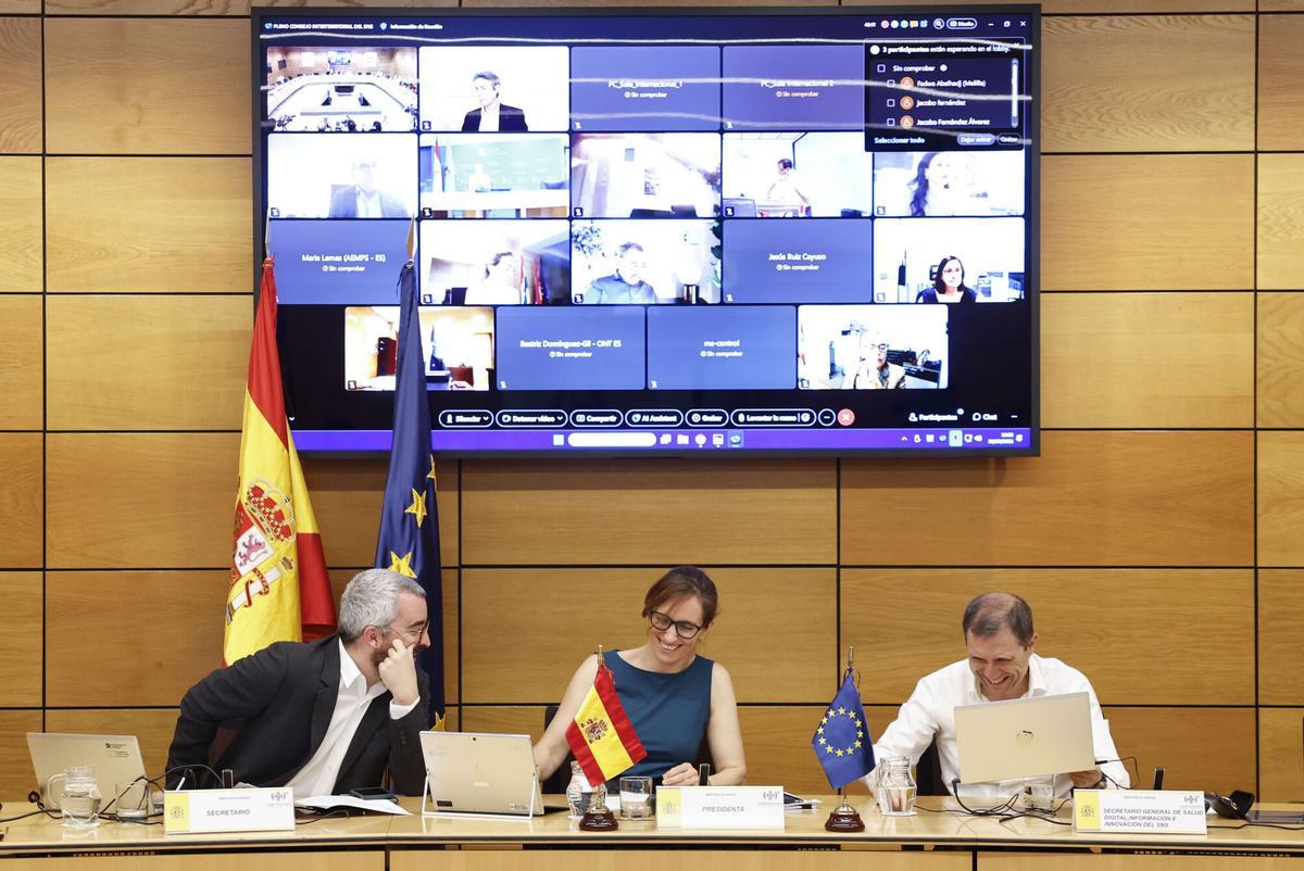 La ministra de Sanidad, Mónica García, en el Consejo Interterritorial de Salud.
