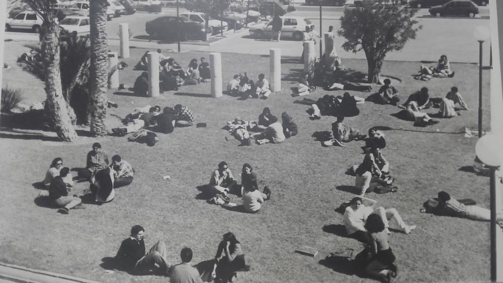 La buena vida del universitario, 1994