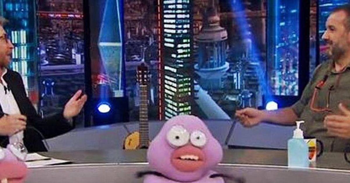 Robin Food la lía metiéndose con la paella "de los valencianos"