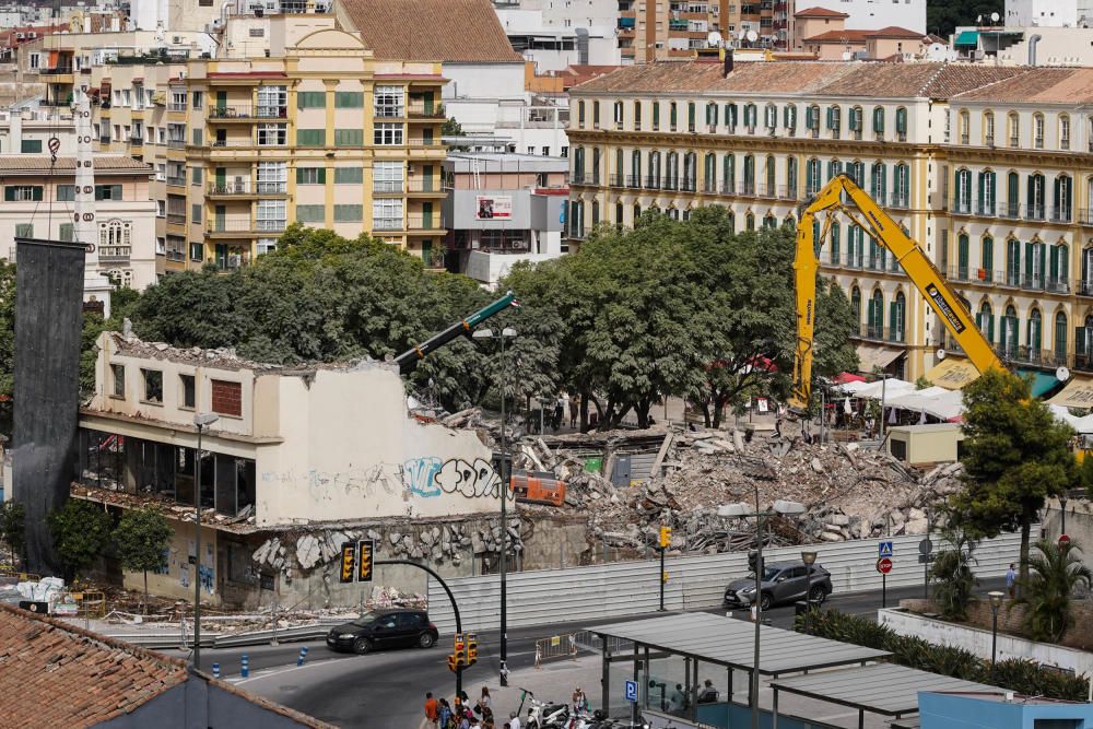 Así queda la plaza de la Merced sin el edificio del Astoria.