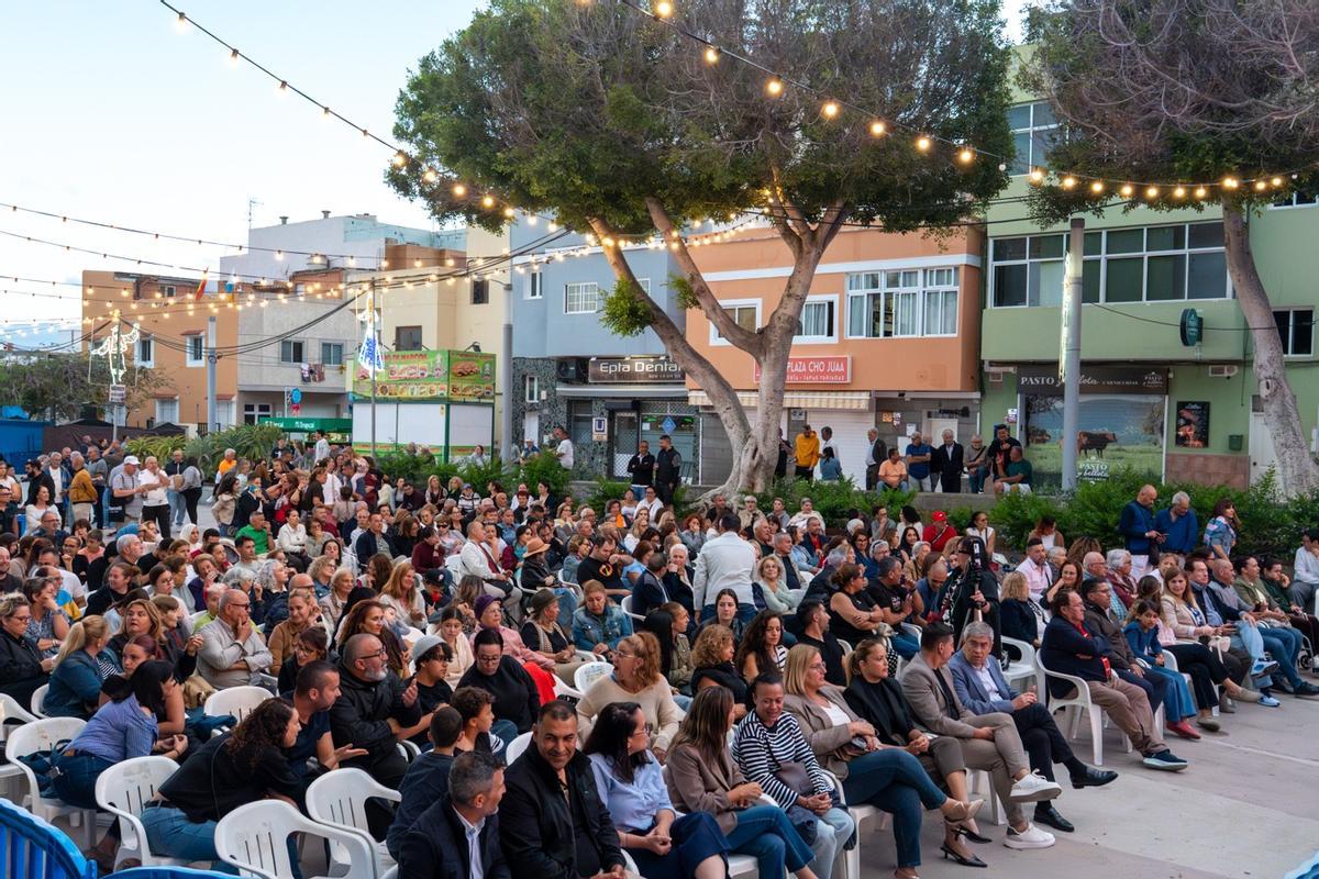 El Tablero abre sus fiestas con un emotivo pregón dedicado a la historia de sus escuelas