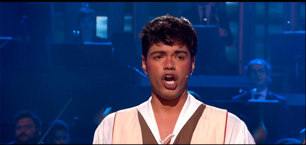 El vigués Jorge Pazó durante su actuación en «Aria»