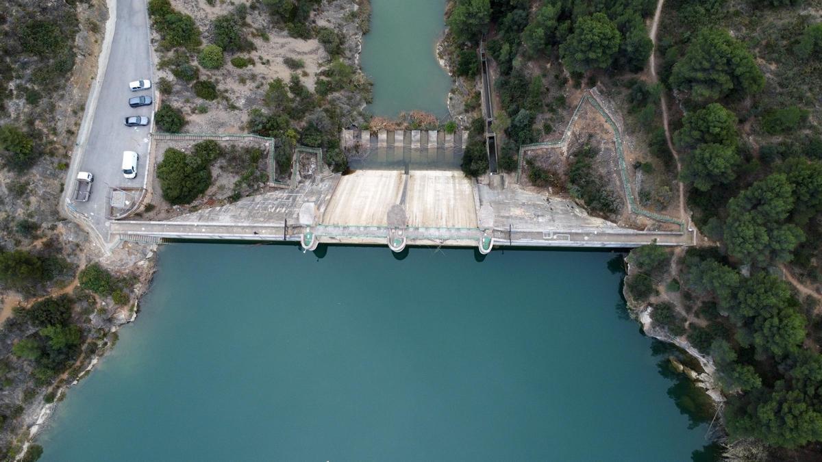 Vista cenital de la presa de Alcora.