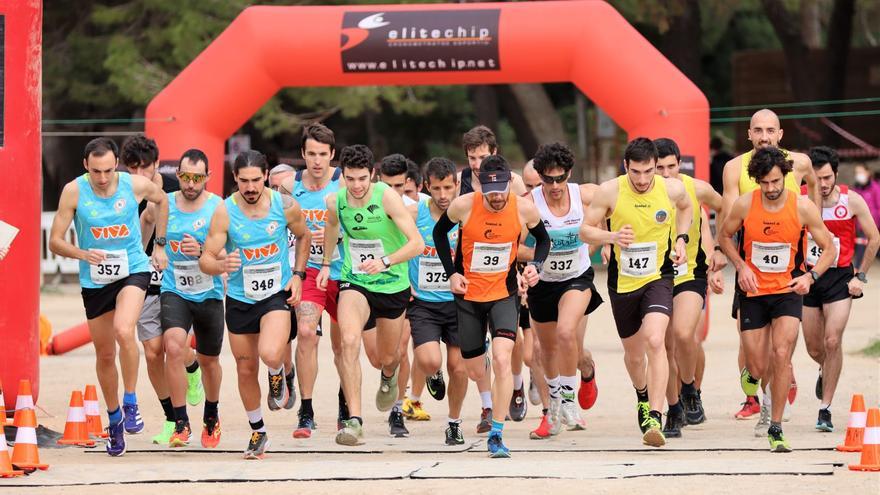 Víctor Vizcaíno y Sandra Vadell vencen en el Insular de cross escolar