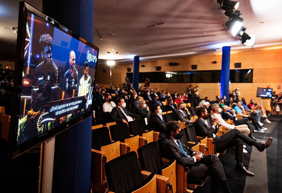 Imagen del salón de actos de la sede de Endesa, lugar en el que se celebró la presentación.