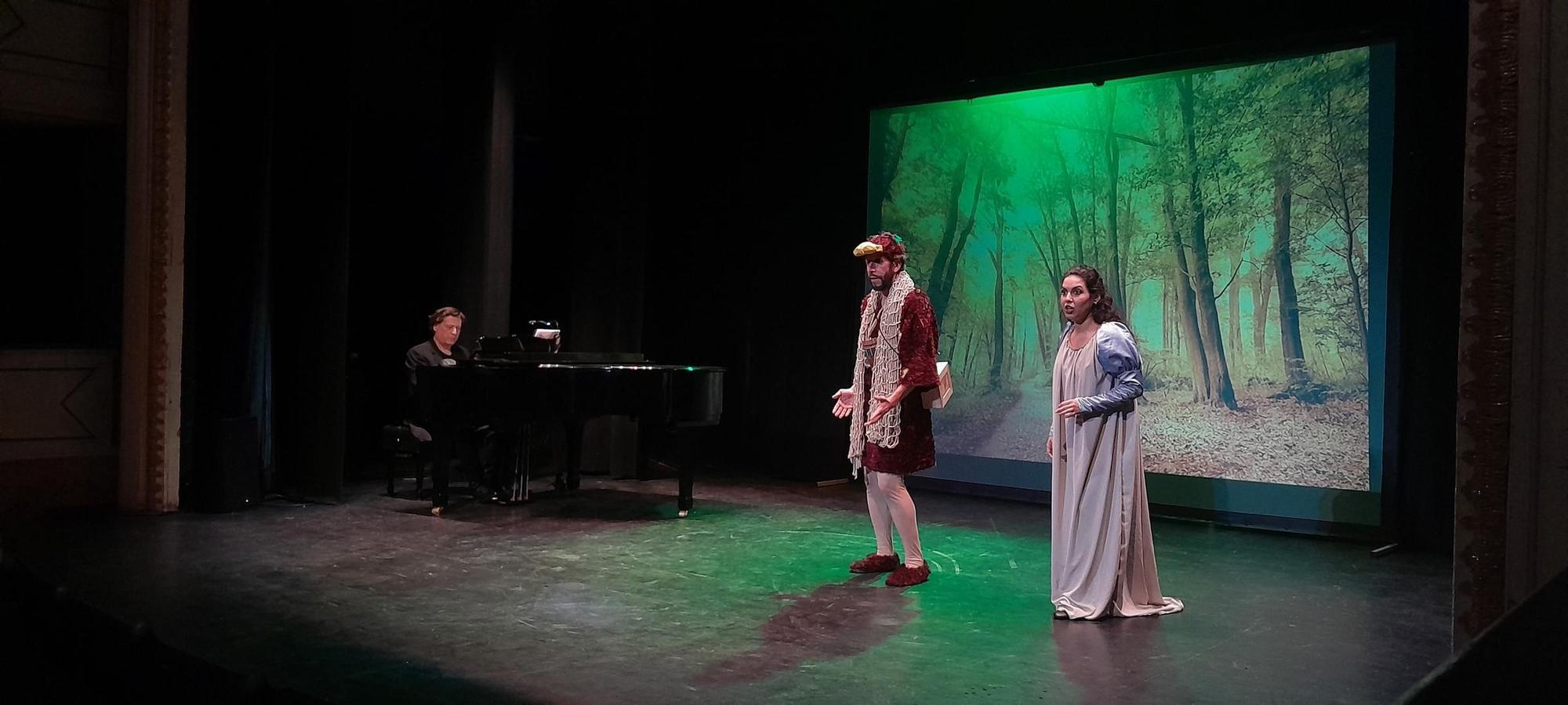 GALERÍA | Representación de "La flauta mágica", de Mozart, en el teatro Latorre de Toro