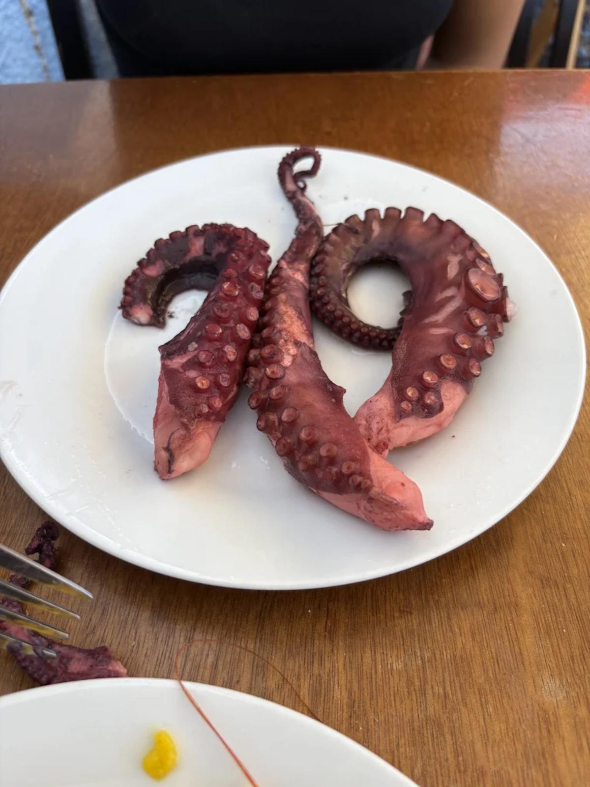 El guachinche cuenta con dos platos estrella