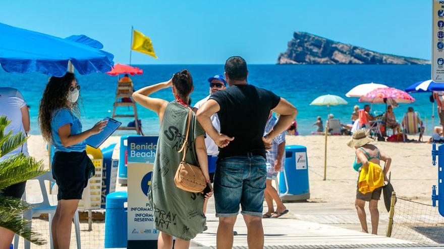 Benidorm habilita tres nuevos accesos a las playas