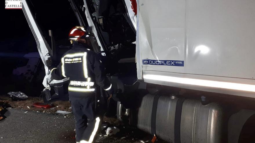 Muere un camionero en un accidente en Castellón