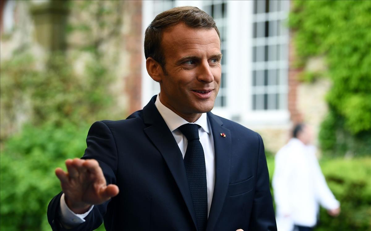 zentauroepp43620834 french president emmanuel macron gestures as he visits  fran180605173410